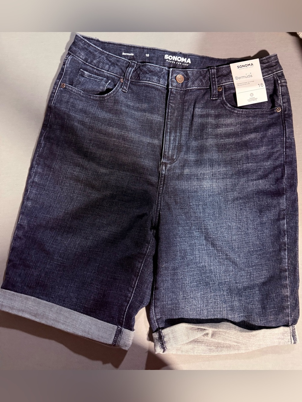 Sonoma Bermuda Jean Shorts size 16